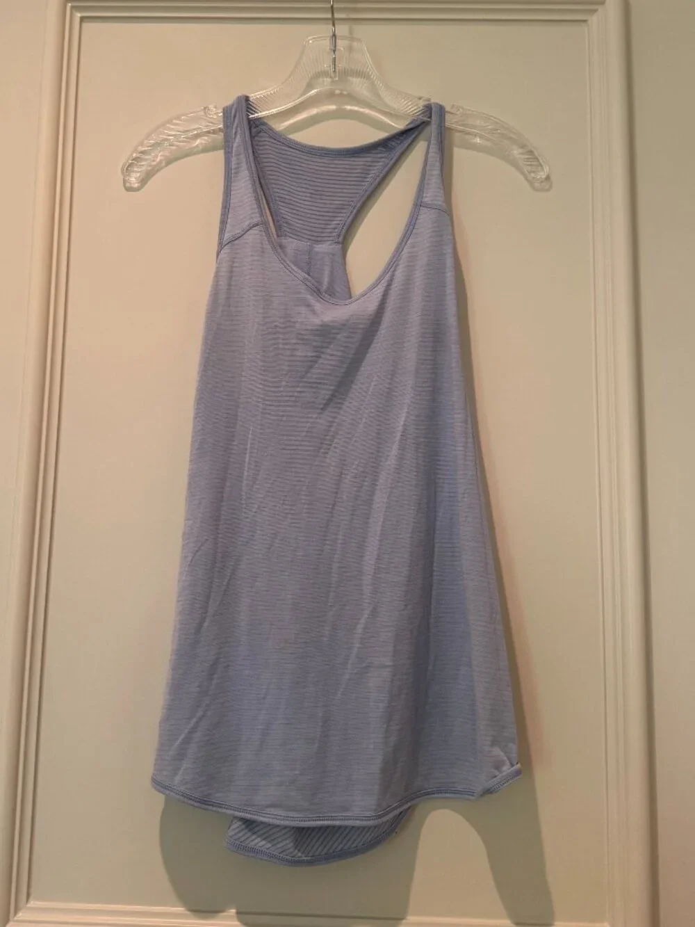 Lululemon Essential Tank - Picture 4 of 7